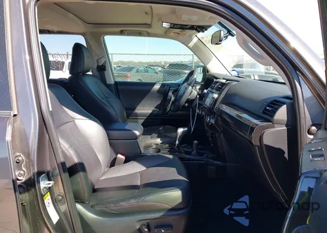 2019 Toyota 4Runner Trd Off Road Premium from USA, damaged, VIN JTEBU5JR3K5713628